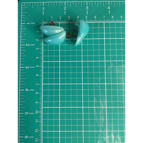 Vintage Blue Screw Back Double Teardrop Earrings - Picture 4 of 4